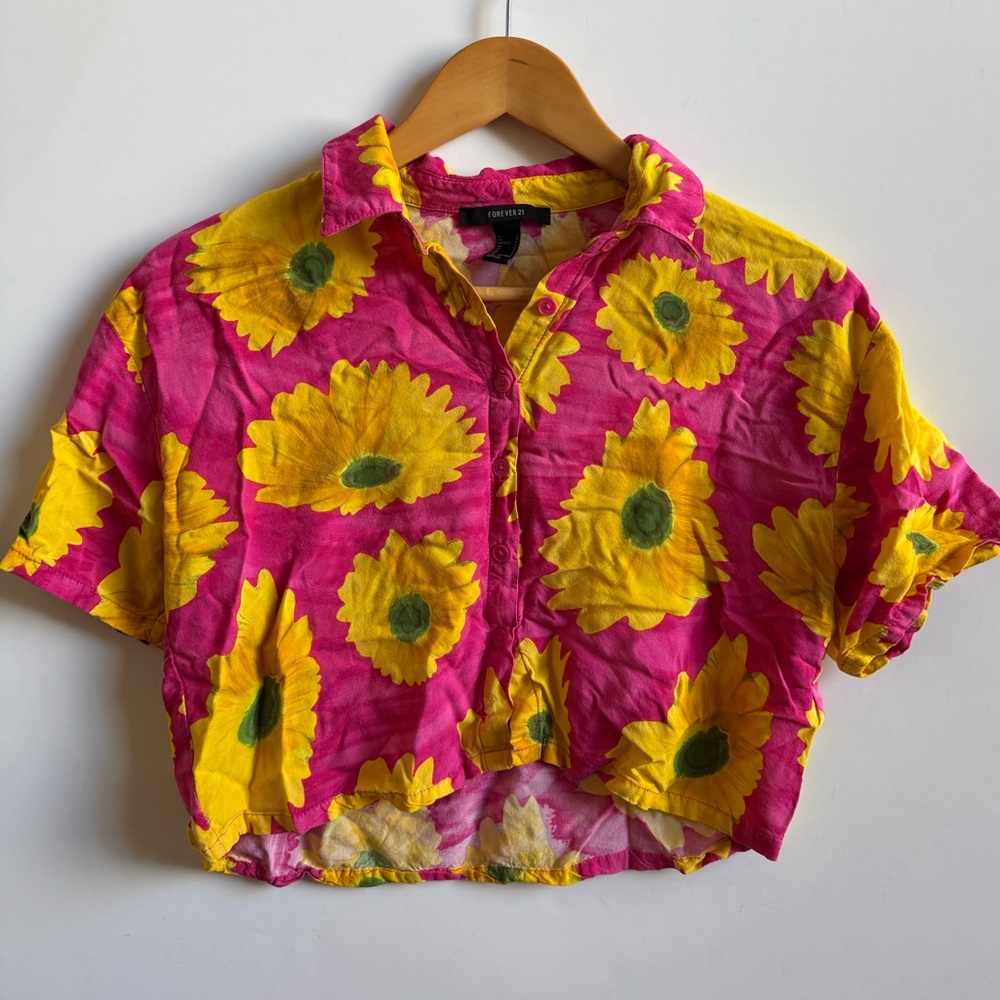 Forever 21 Pink and Yellow Sunflower women Button Down Shirt